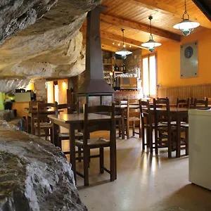  Hostel Refugi De