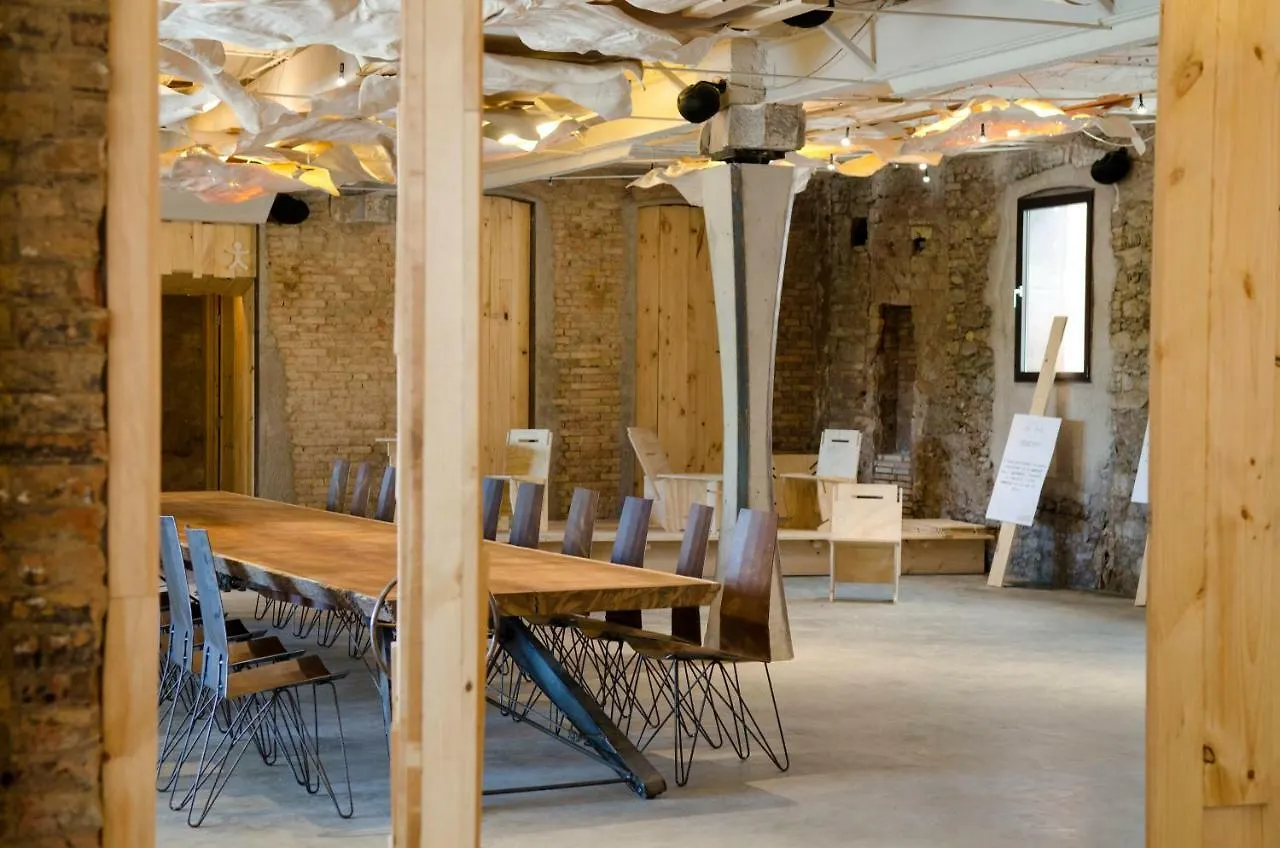 Somiatruites Hotel Igualada